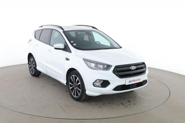 Ford Kuga image 8