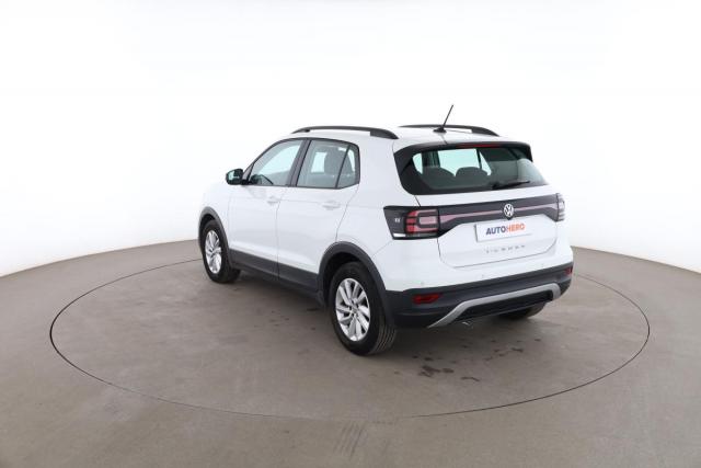 Volkswagen T-Cross image 2