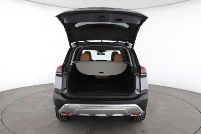Nissan X-Trail image 2