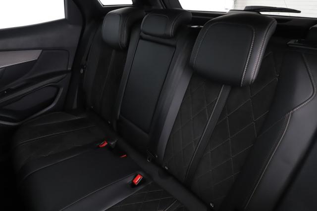 Peugeot 3008 image 2