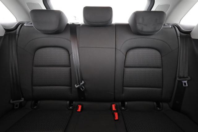 Peugeot 3008 image 2