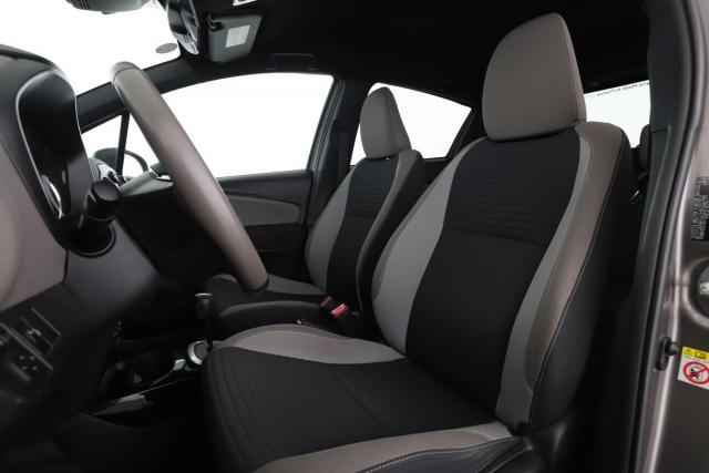 Toyota Yaris image 5