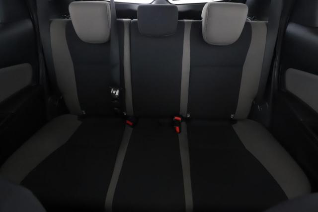 Toyota Yaris image 7