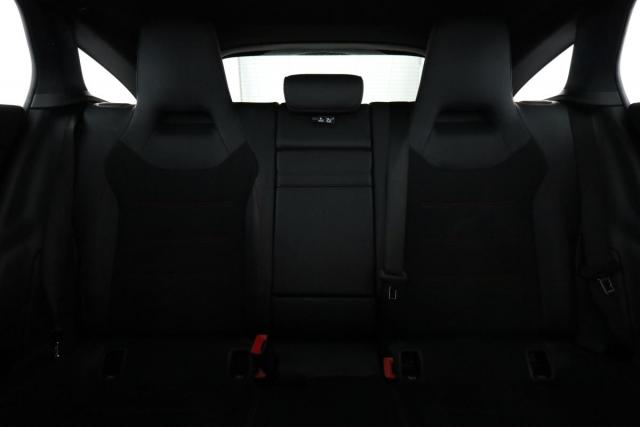 Mercedes Benz Cla Shooting Brake image 7