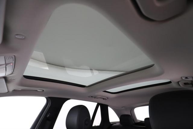 Mercedes Benz Glc image 6