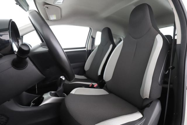 Toyota Aygo image 8