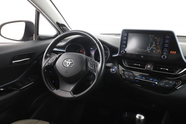 Toyota C-Hr image 4