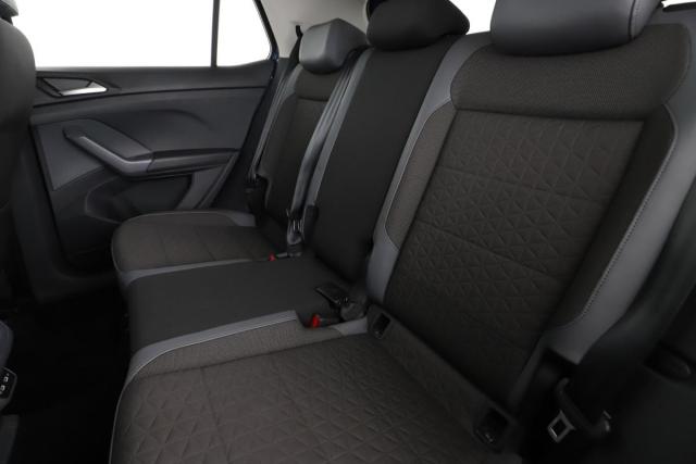 Volkswagen T-Cross image 1