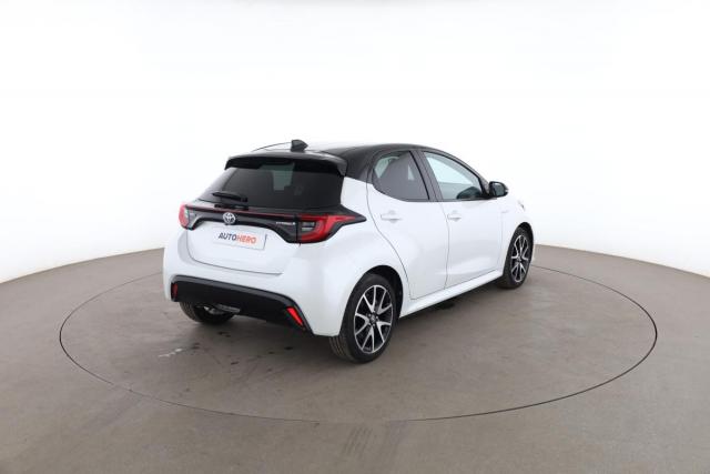Toyota Yaris image 6