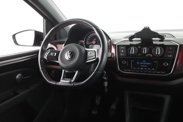 Volkswagen Up! image 7