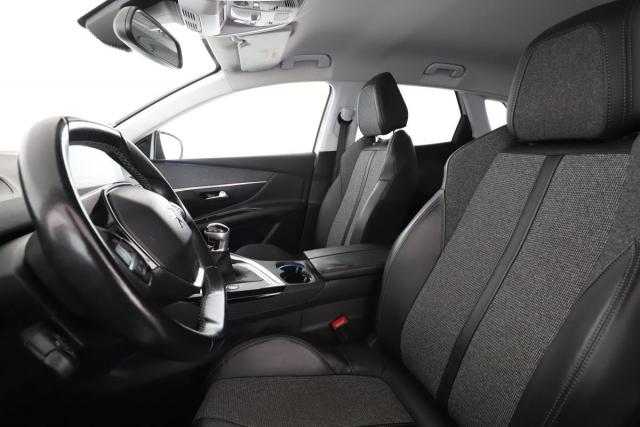Peugeot 3008 image 1