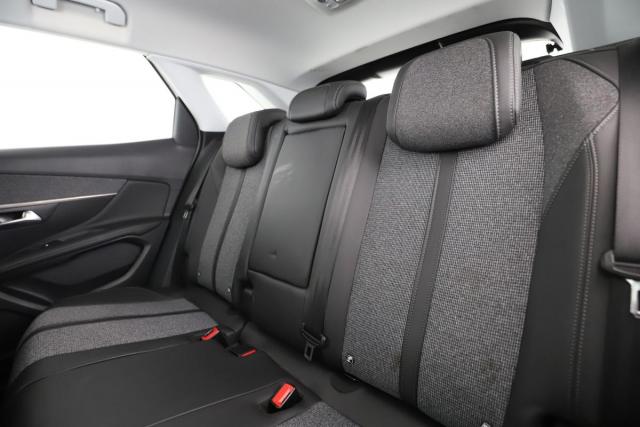 Peugeot 3008 image 7