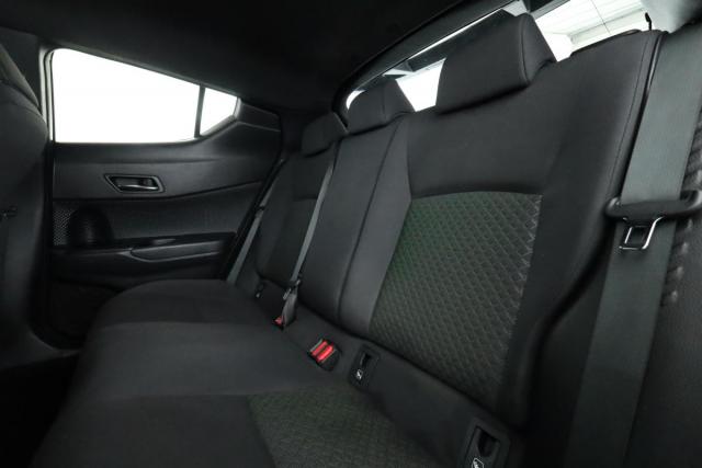 Toyota C-Hr image 1