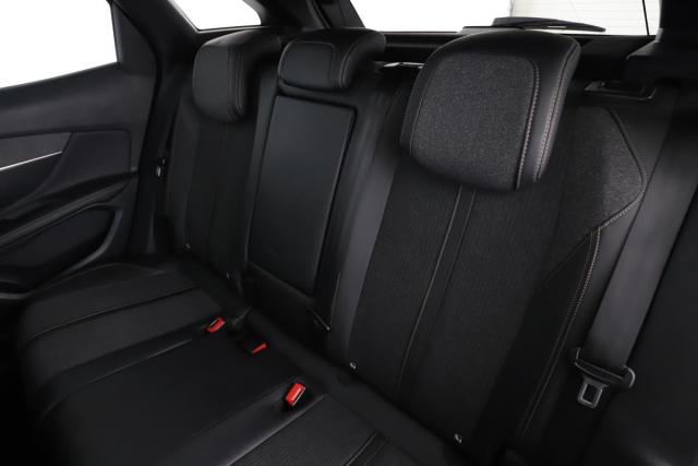 Peugeot 3008 image 1