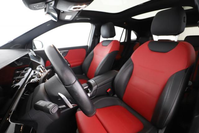 Mercedes Benz Gla image 3