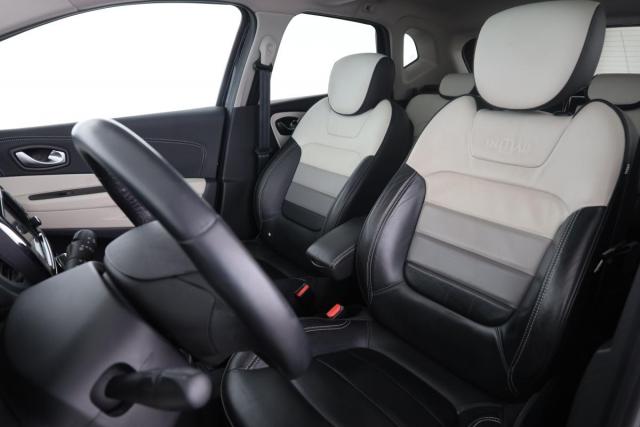 Renault Captur image 8