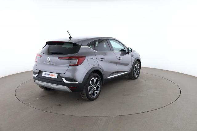 Renault Captur image 2