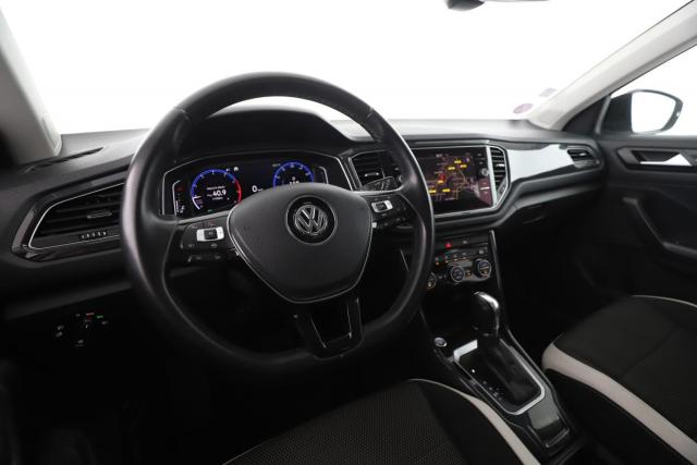 Volkswagen T-Roc image 2
