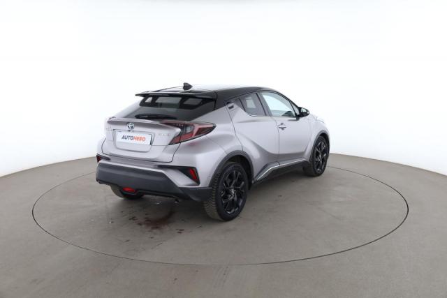 Toyota C-Hr image 7