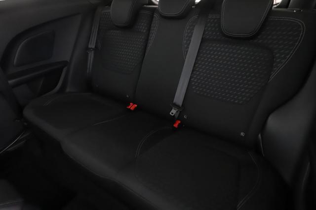 Ford Fiesta image 3