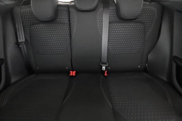 Ford Fiesta image 4