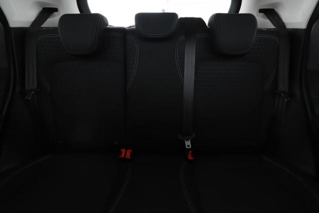 Ford Fiesta image 6