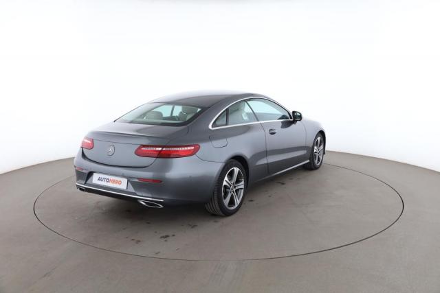 Mercedes Benz Classe E Coupe image 9