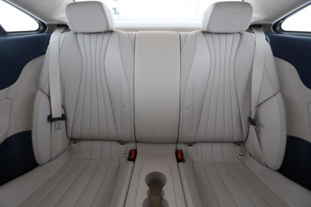 Mercedes Benz Classe E Coupe image 4