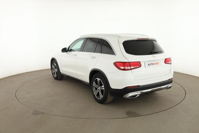Mercedes Benz Glc image 9