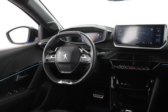 Peugeot 208 image 8