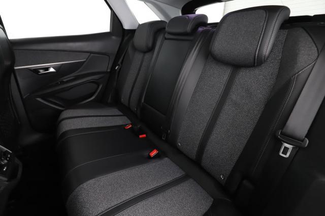 Peugeot 3008 image 3