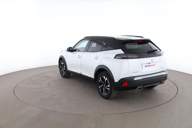 Peugeot 2008 image 2