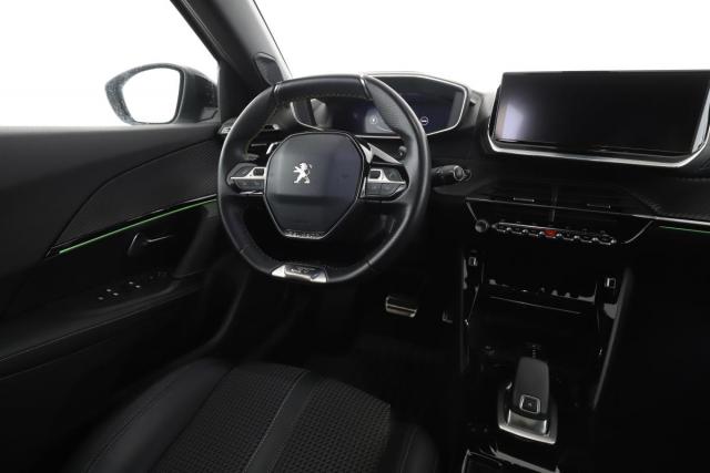 Peugeot 2008 image 9