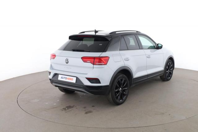 Volkswagen T-Roc image 2