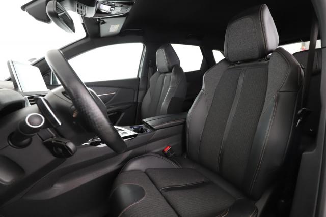 Peugeot 3008 image 3