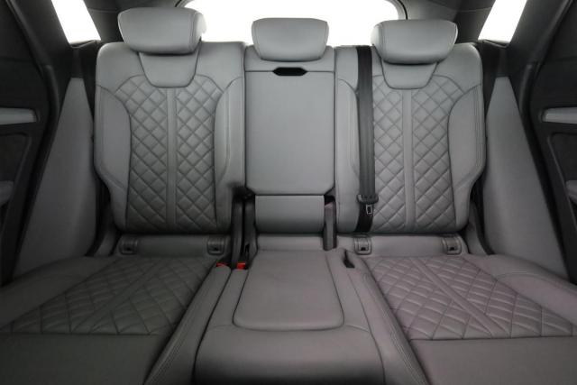 Audi Q5 image 7