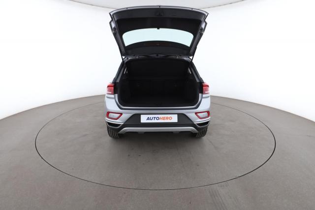 Volkswagen T-Roc image 7