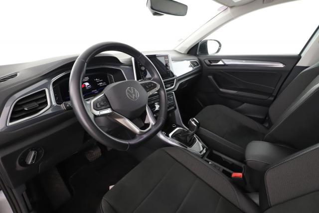 Volkswagen T-Roc image 3