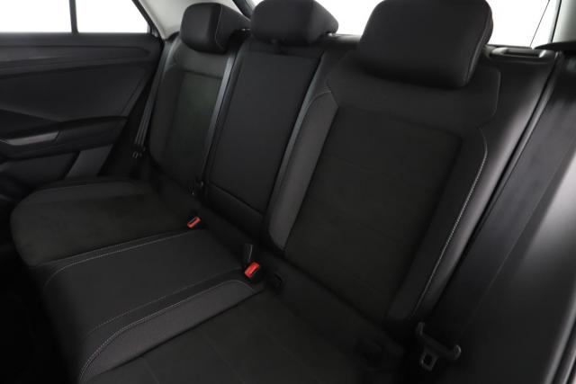Volkswagen T-Roc image 1