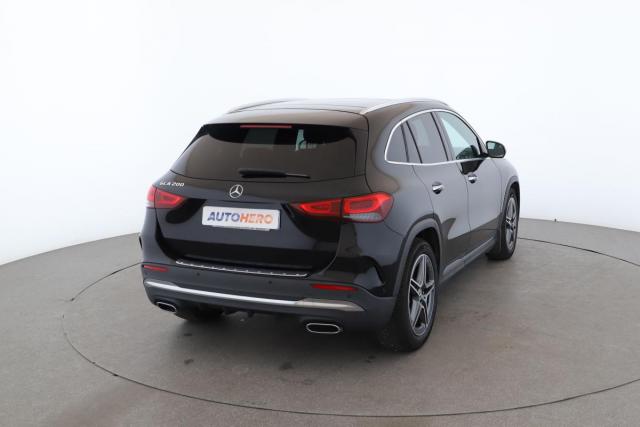Mercedes Benz Gla image 8
