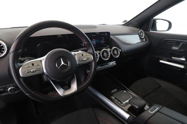 Mercedes Benz Gla image 2