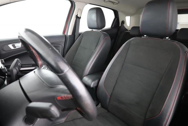 Ford Ecosport image 4