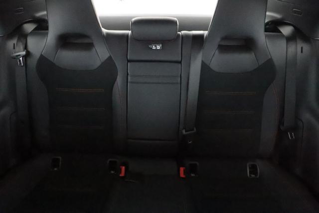 Mercedes Benz Cla image 1