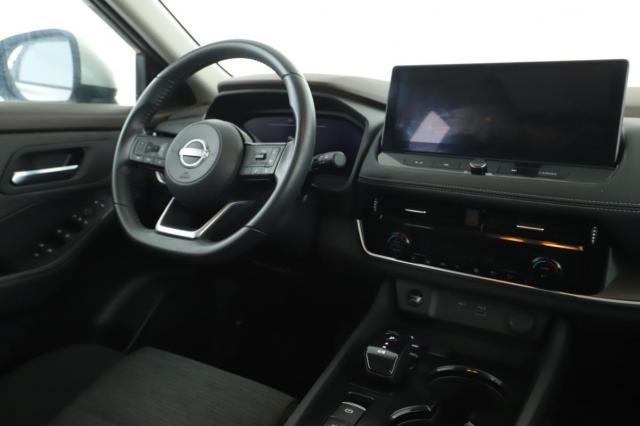 Nissan X-Trail image 9