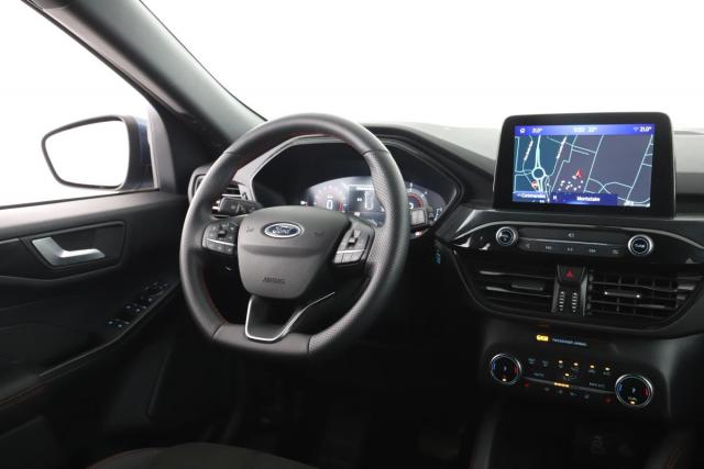 Ford Kuga image 9