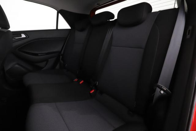 Hyundai I20 image 9