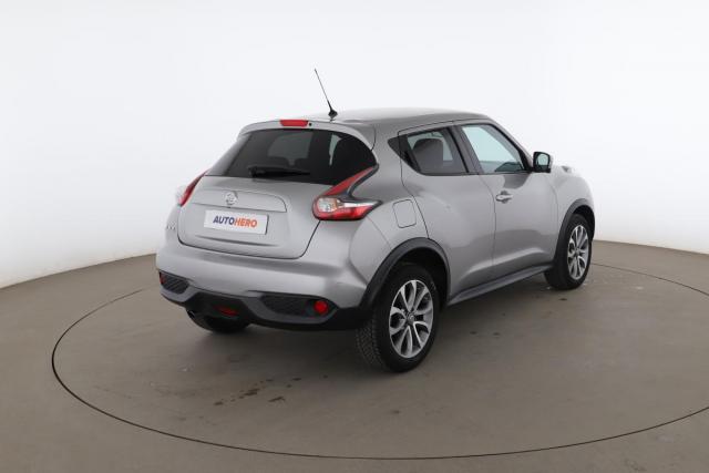 Nissan Juke image 9