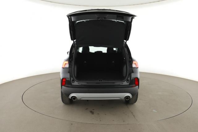 Ford Kuga image 1