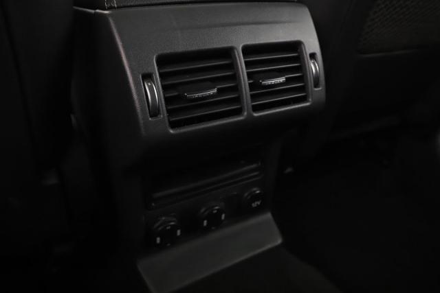Jaguar F-Pace image 3