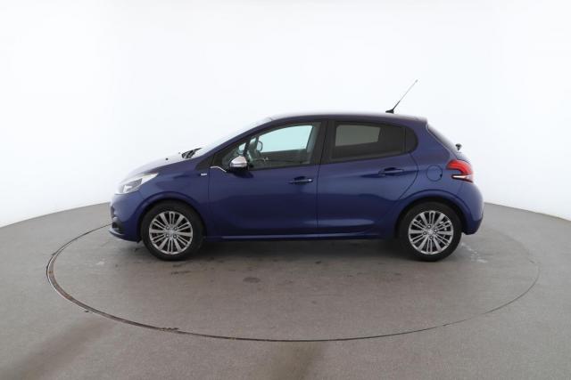 Peugeot 208 image 9